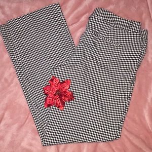 Express ✨- Black and White Houndstooth Editor Pant